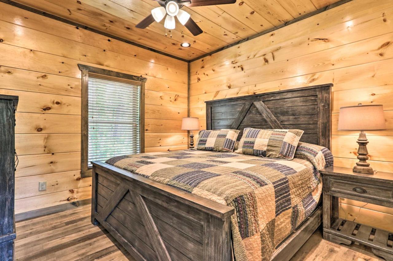 Modern Cabin With Hot Tub And Game Room In Gatlinburg! Exterior foto